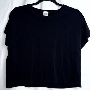 Athleta Womens Size Medium Black Short Sleeve Nylon Activewear Crop Top